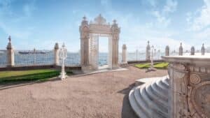 DOLMABAHÇE PALACE 2 Dolmabahce Palace 2
