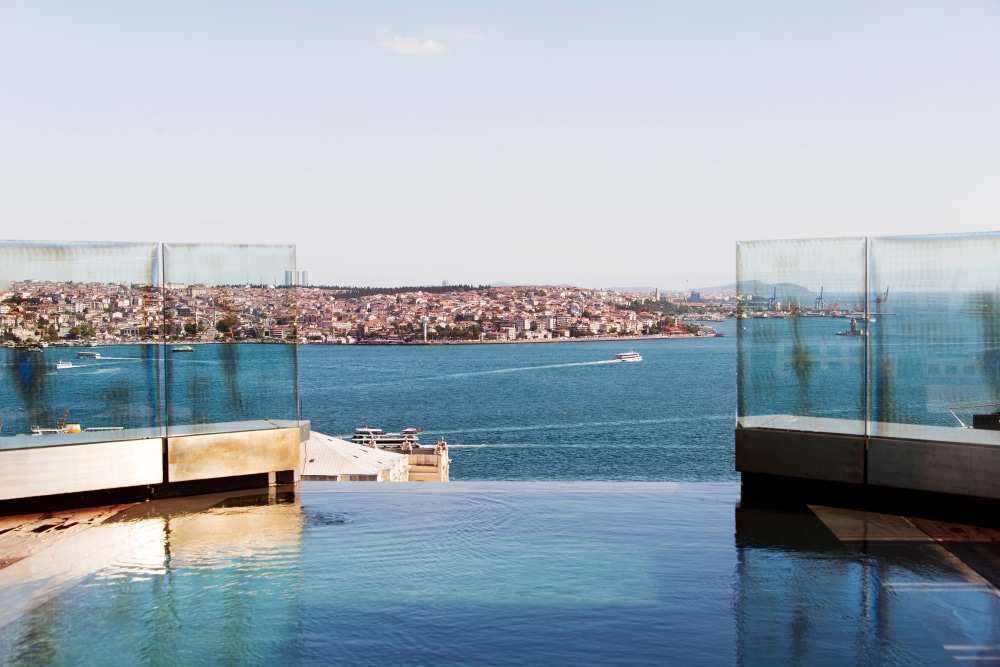 Best Istanbul Hotels with Pool